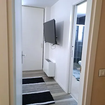 Guest house Casa Adriatik & Marina Telti